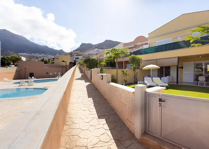 Garden Valle Del Sol Адехе